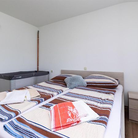 Apartments Beautiful infield Lopar Exterior foto